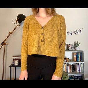 American eagle crop mustard long sleeve